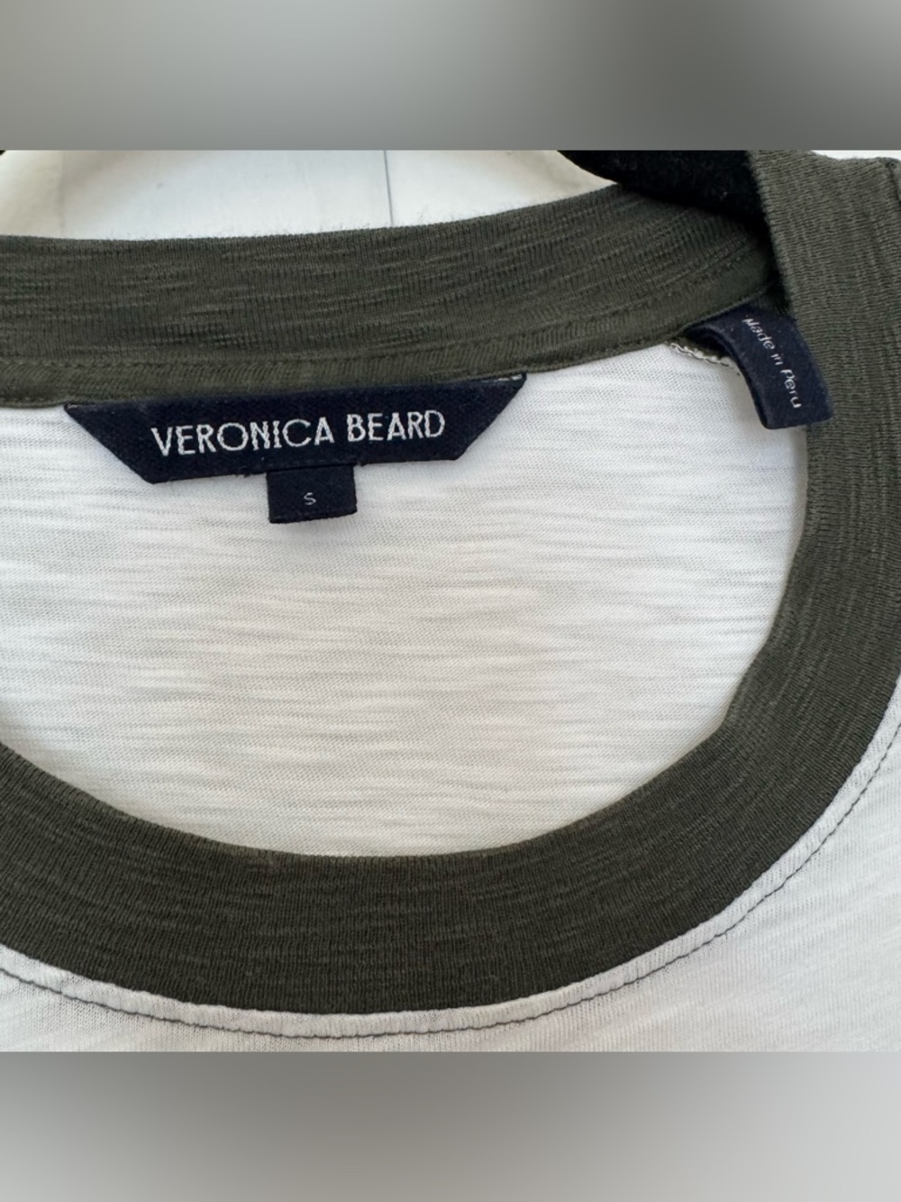 Veronica Beard Mason Logo Raglan Baseball Tee Crest Green White *FLAW* - Picture 11 of 13